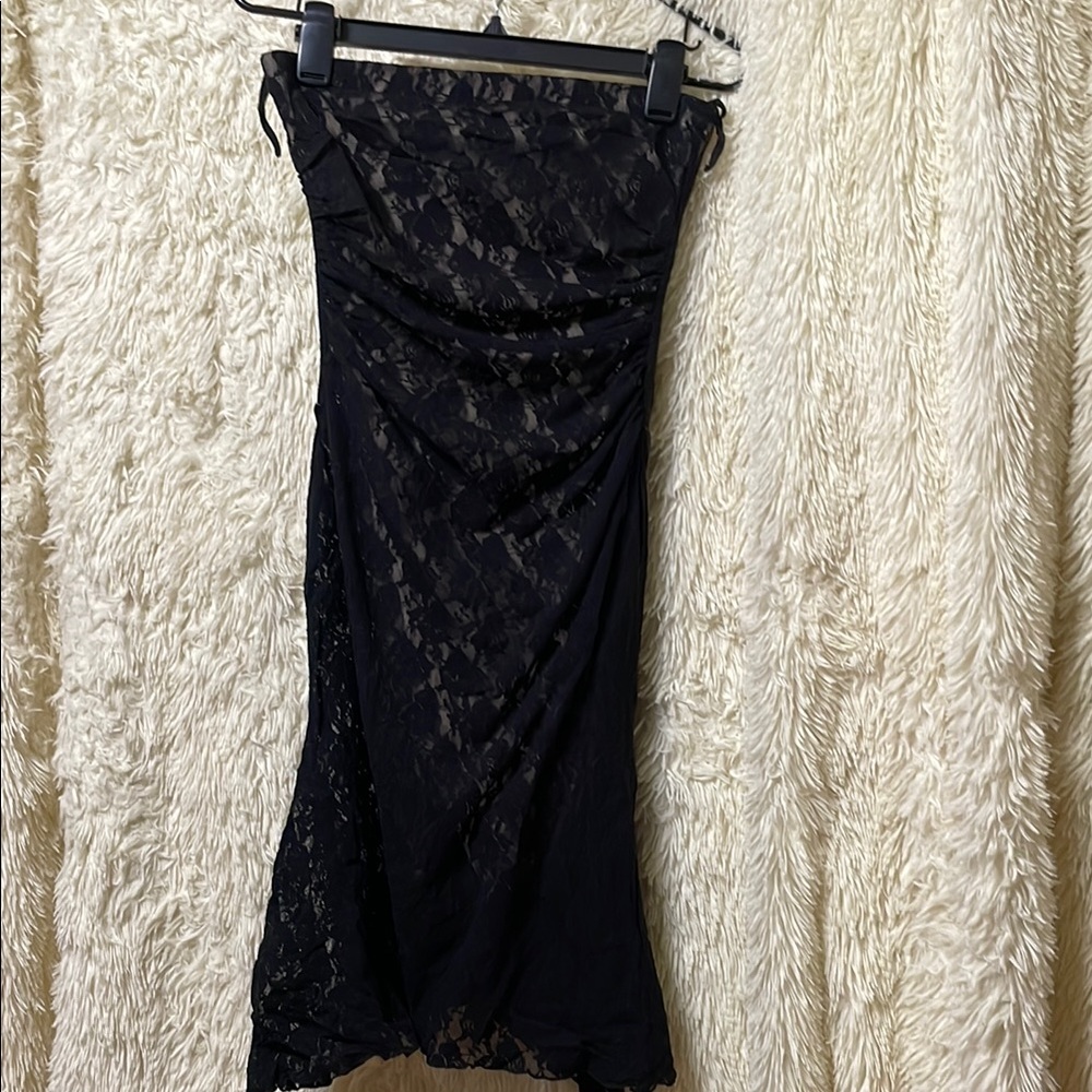 Wrapper Black Lace Garment